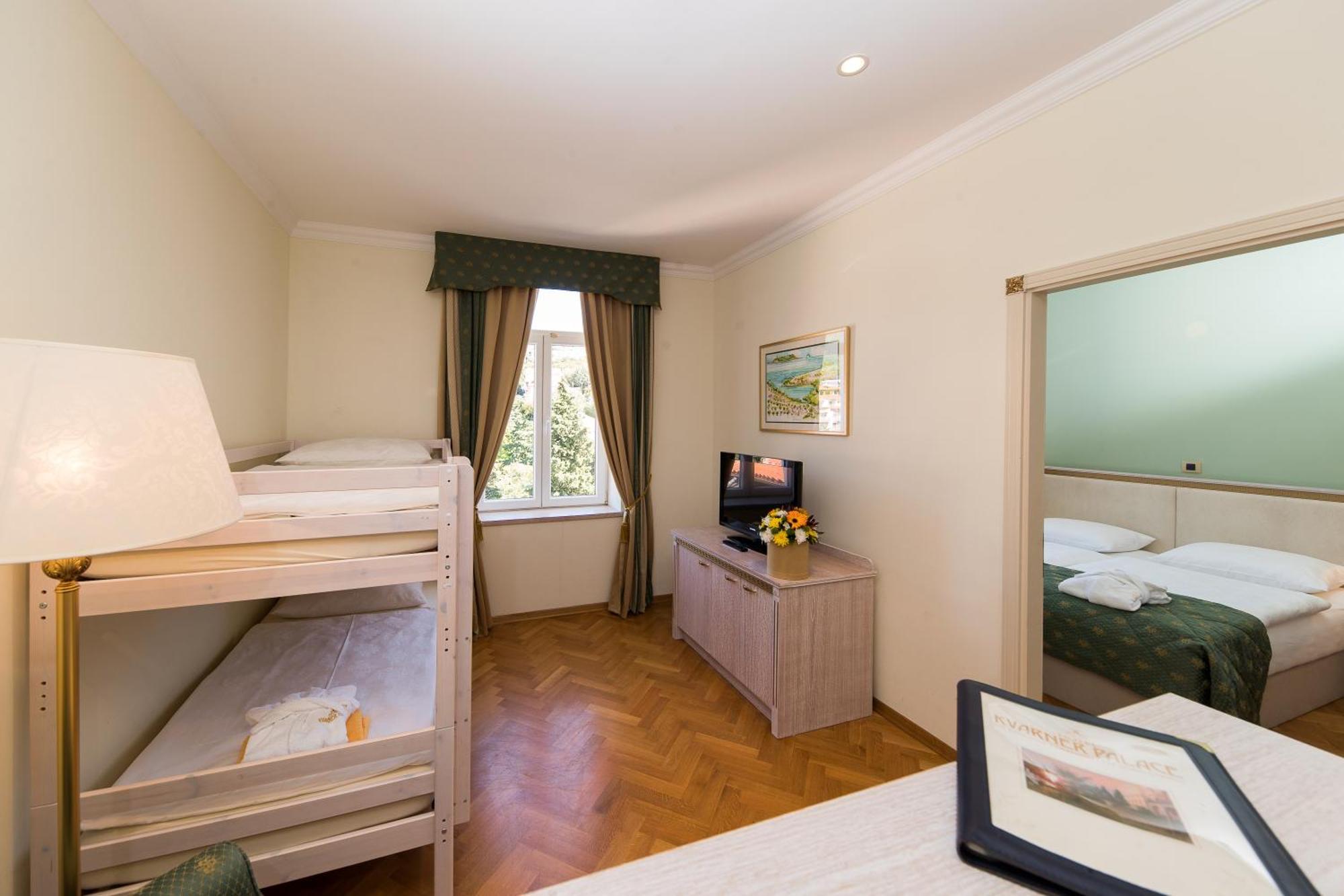 Hotel Kvarner Palace Crikvenica Habitación foto