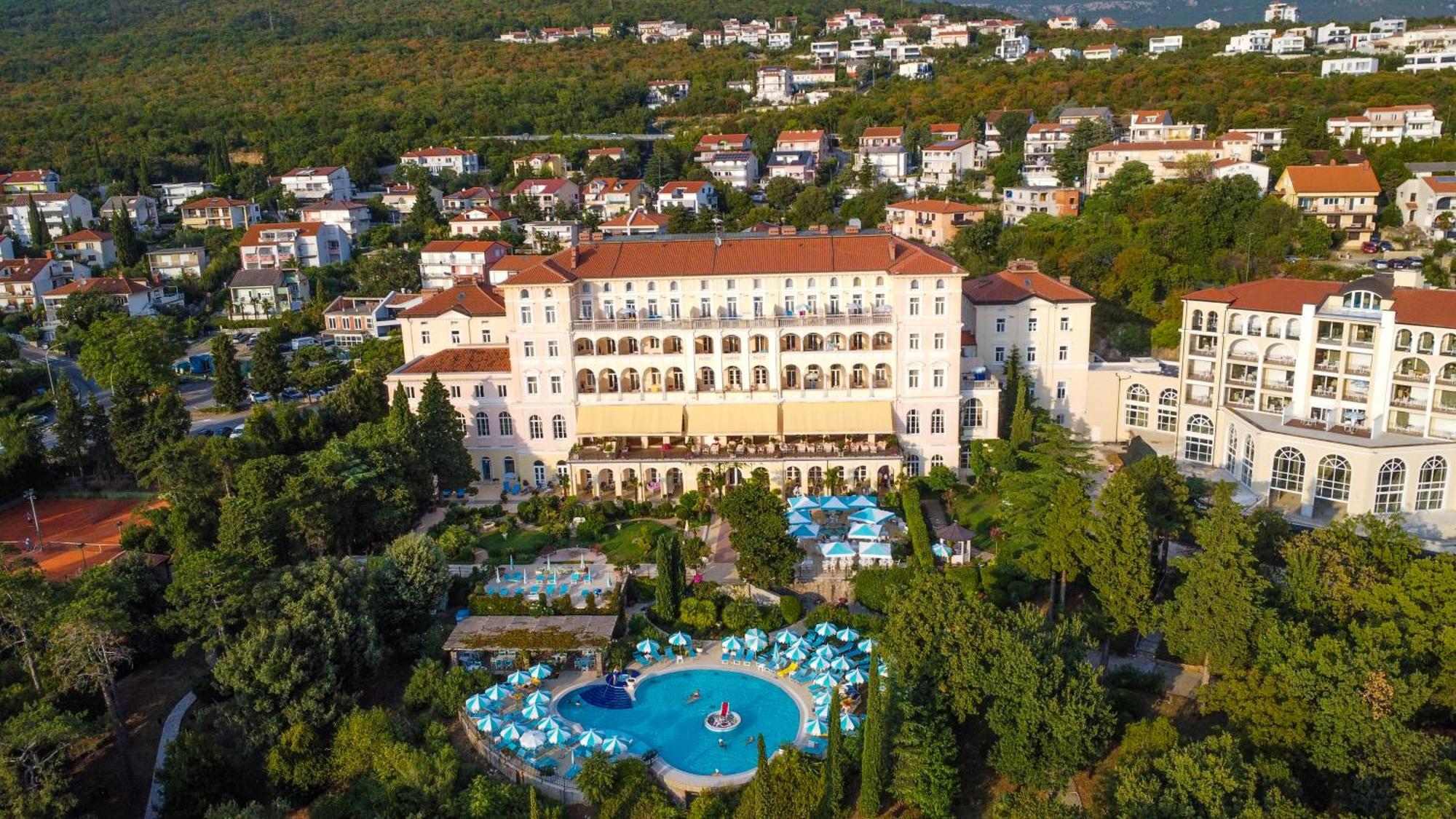 Hotel Kvarner Palace Crikvenica Exterior foto